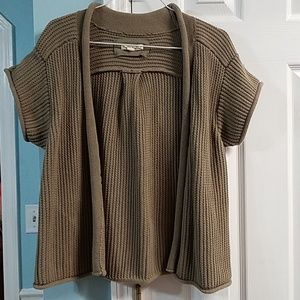 Short sleeve, short cardigan